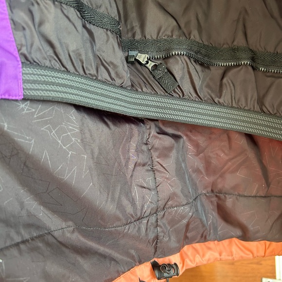 Colorful Women's Ski & Snowboard Jacket - Picture 9 of 10